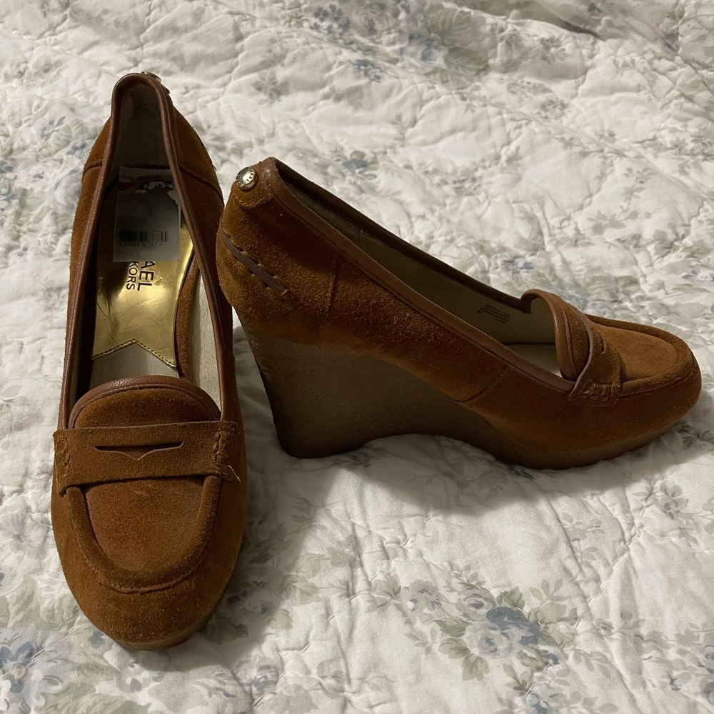 Michael Kors wedges - Size 9